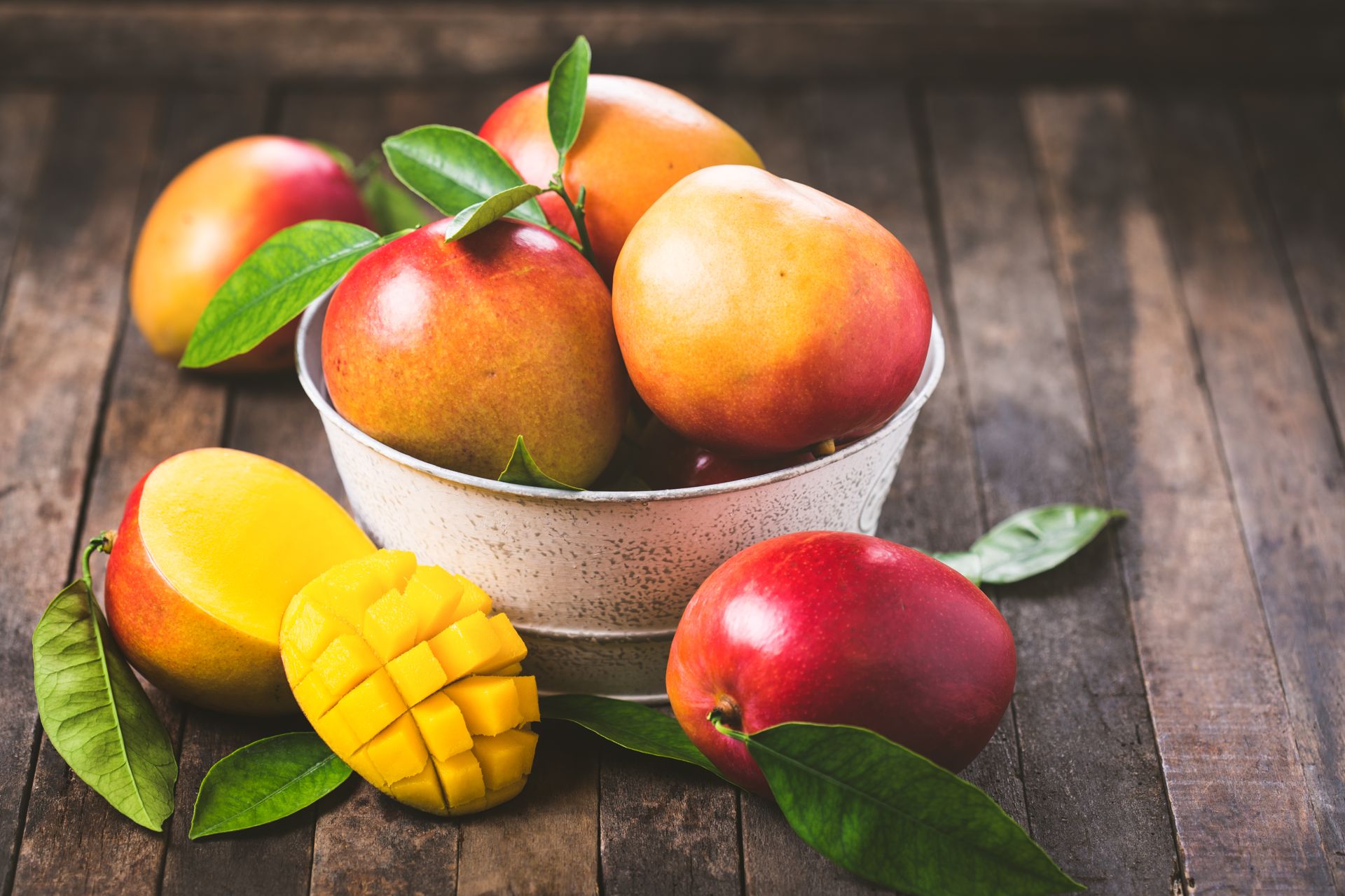 Mango: Kalorien &amp; Nährwerte - Plantura