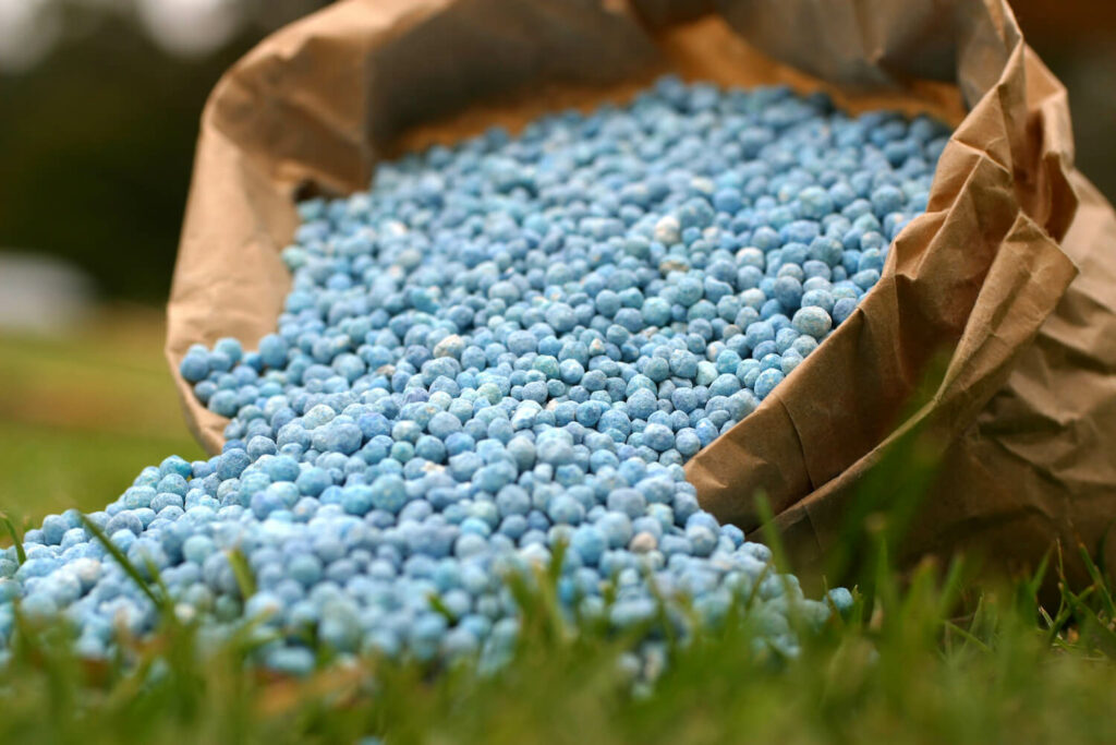 Sack voller Blaukorn-Dünger