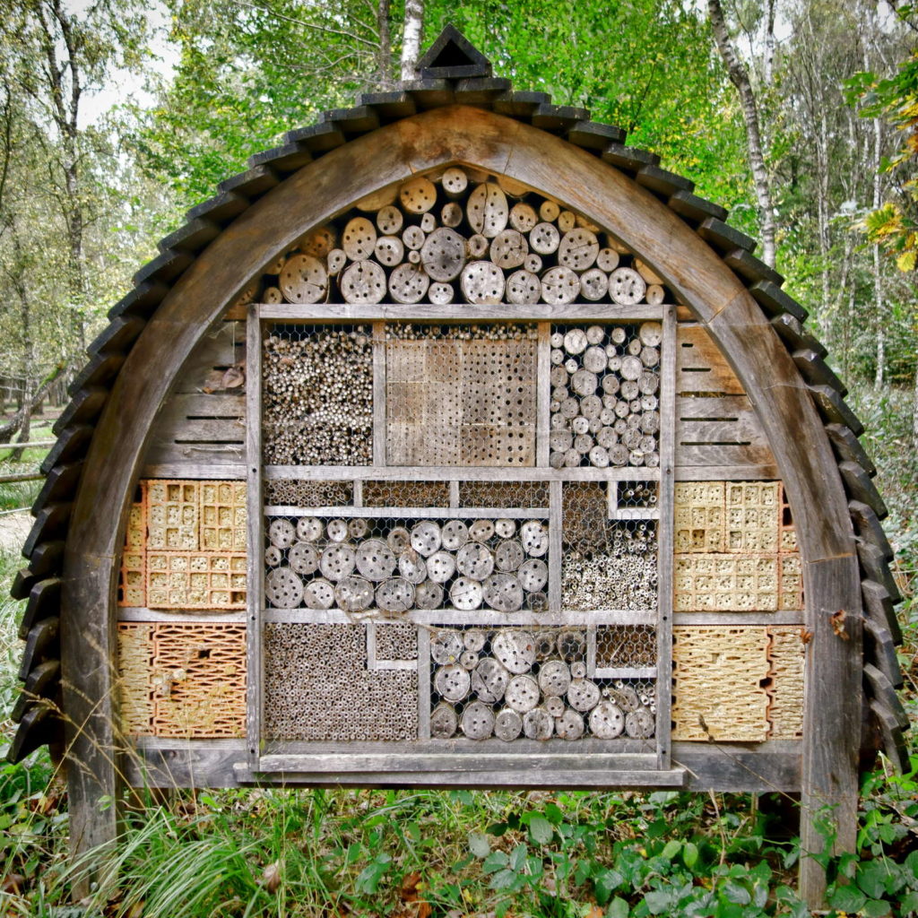 Insektenhotel Bienenhotel aus Holz