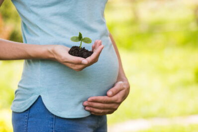 Vorsicht in der Schwangerschaft: 10 Pflanzen, die Sie meiden sollten