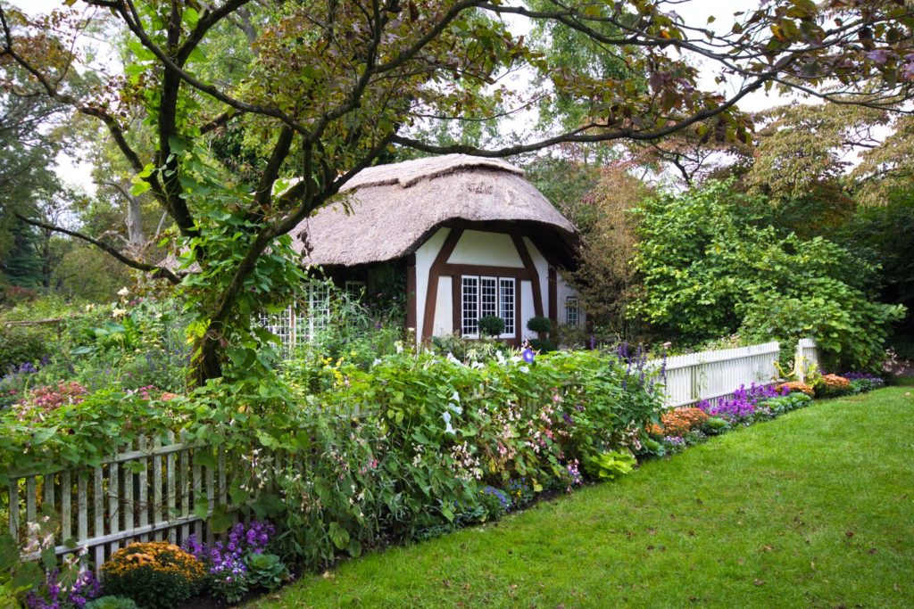 Bauernhaus mit Garten