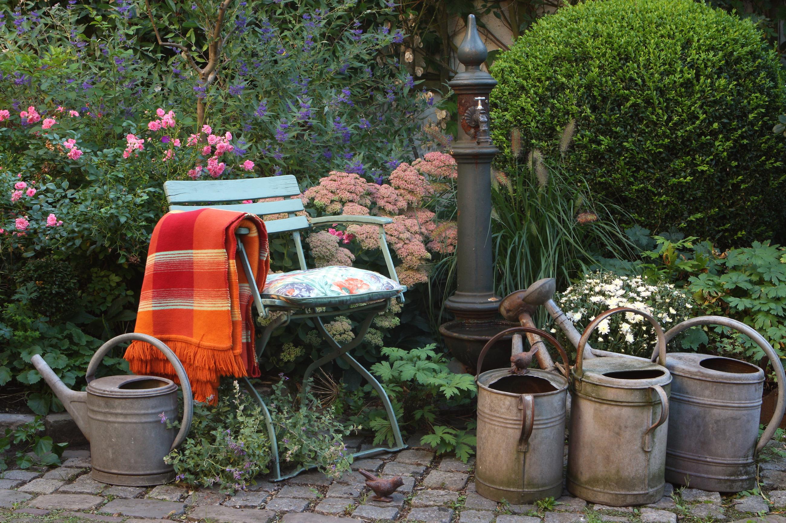 Kleiner Garten 10 Ideen Zur Platzsparenden Gartengestaltung Plantura