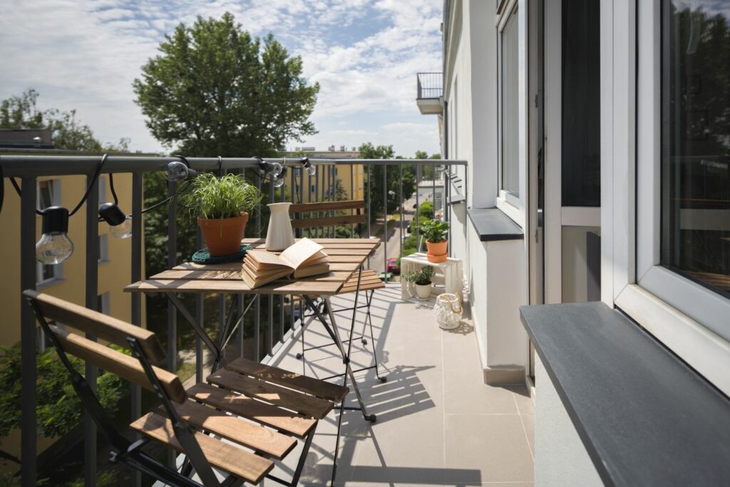 Sonniger Balkon